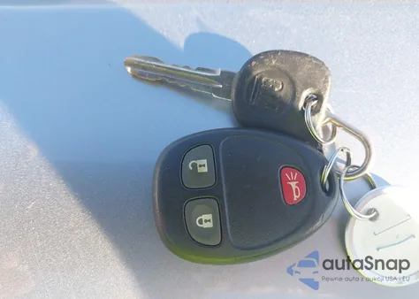 2016 Chevrolet Traverse Ls z USA, uszkodzony, nr VIN 1GNKRFED8GJ200715